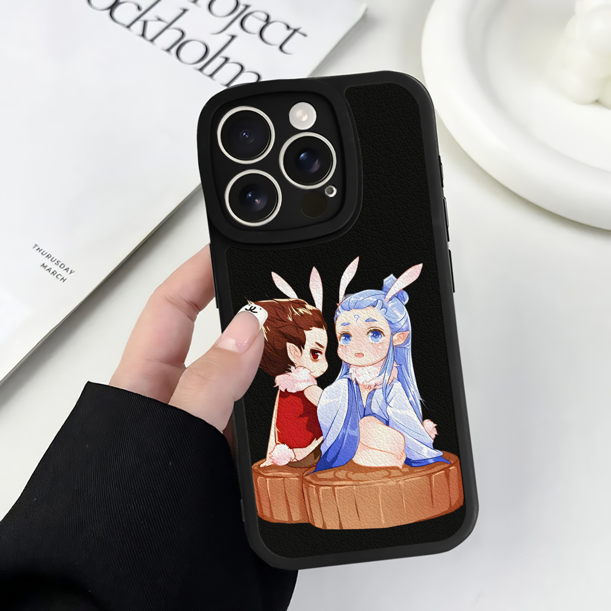 （画像用） Ne Zha 2 ナタ 魔童の大暴れ 【iPhone 16シリーズ対応】シリコンスマホケース（レザー調） 材質：シリコン